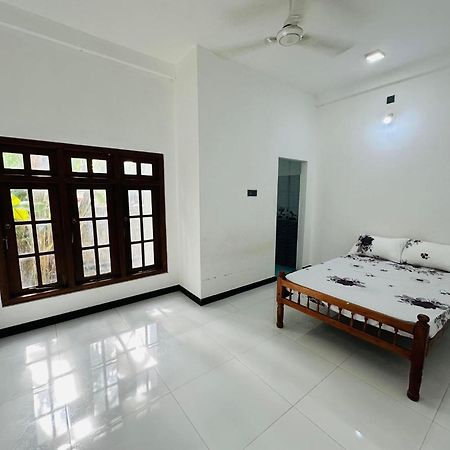 Lalitha Holiday Inn Jaffna Exterior photo