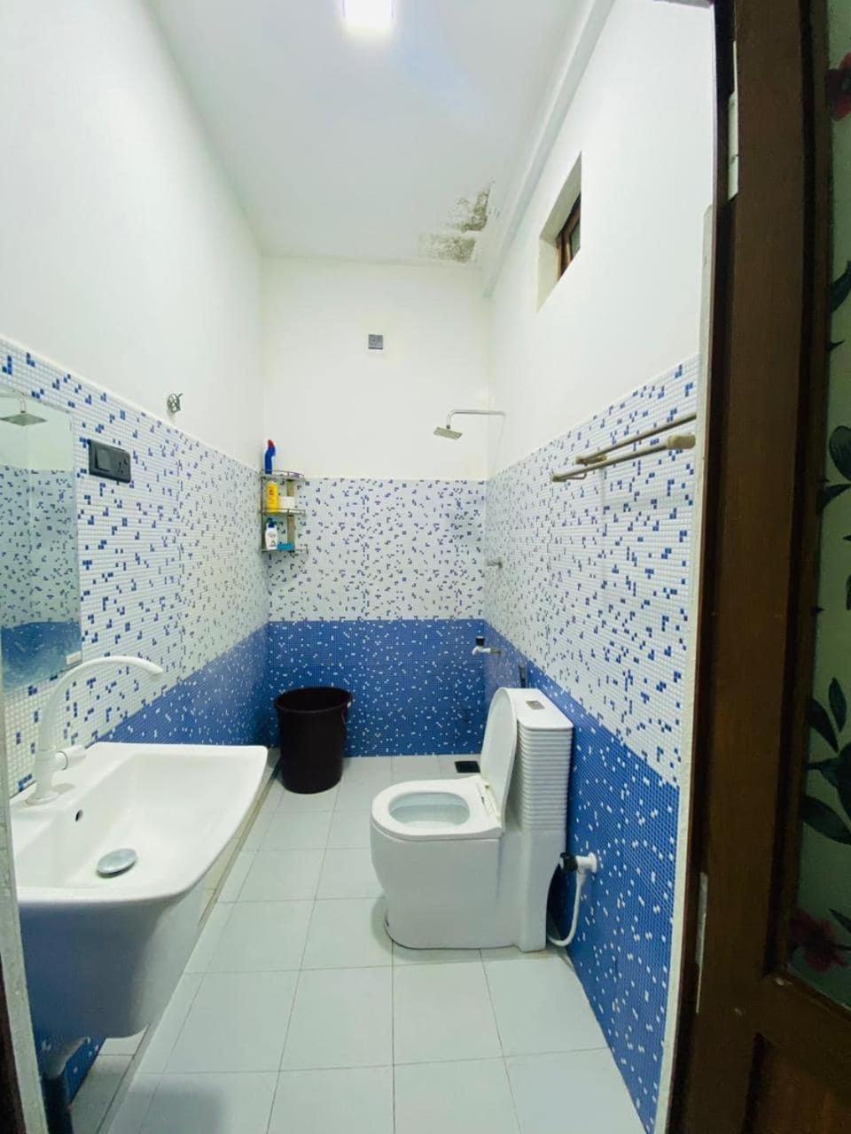 Lalitha Holiday Inn Jaffna Exterior photo